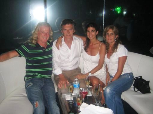 Gabriel Conde, Mauricio Macri y Juliana Awada en el prostíbulo de Cancún propiedad de Martins